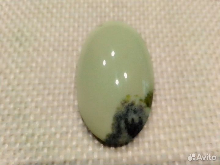 Кабошон хантигирит