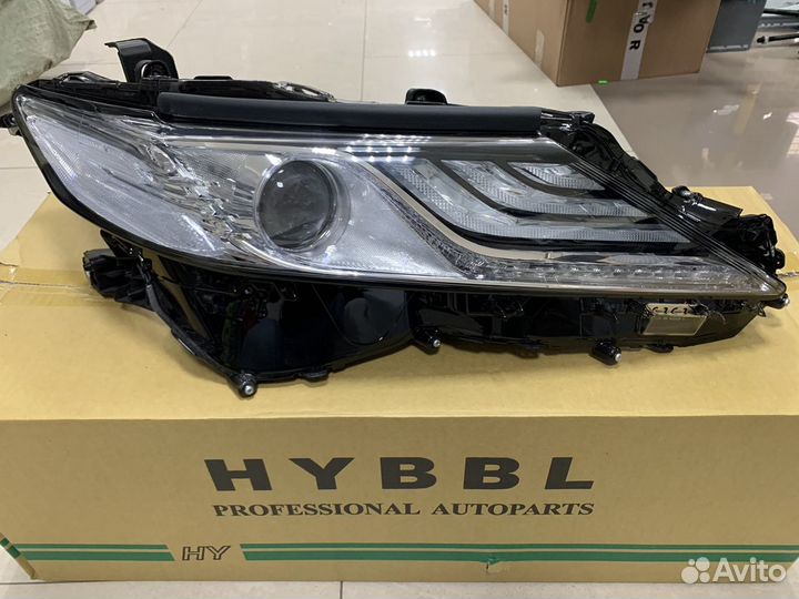 Фары на Toyota Camry 70