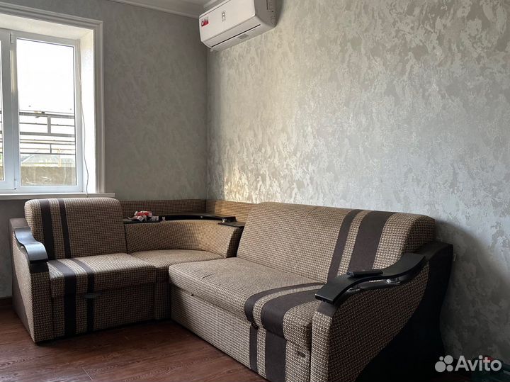 Диван угловой бу