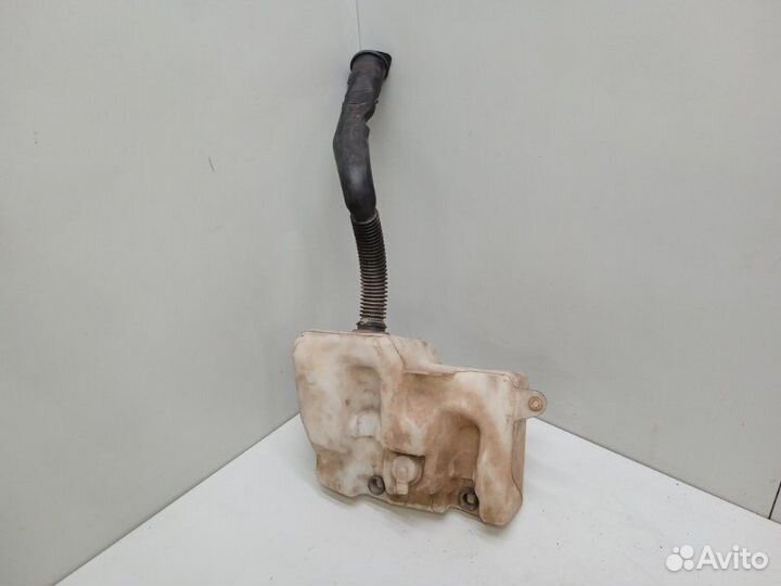 Бачок омывателя лобового стекла Land Rover