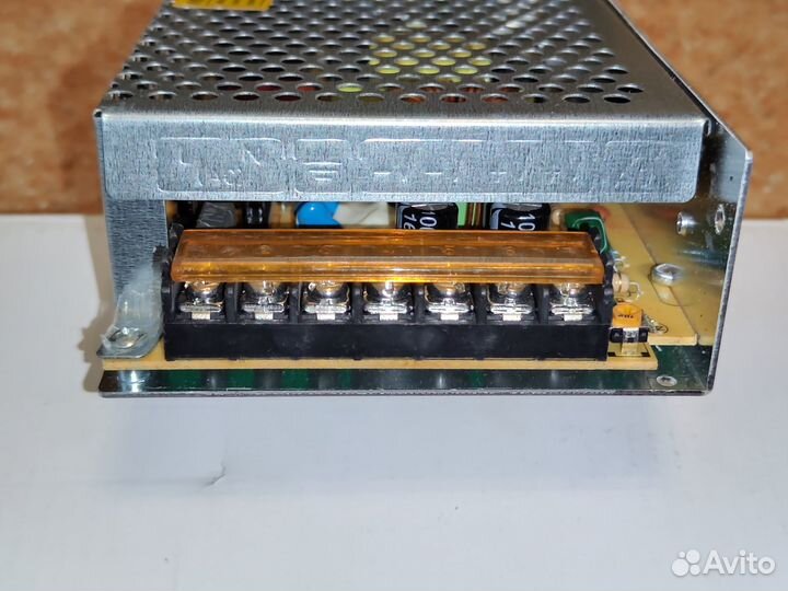 Блок питания для видеонаблюдения