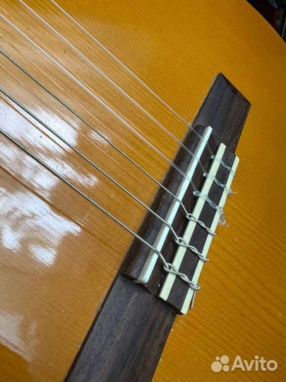 Акустическая классическая гитара Yamaha CM40