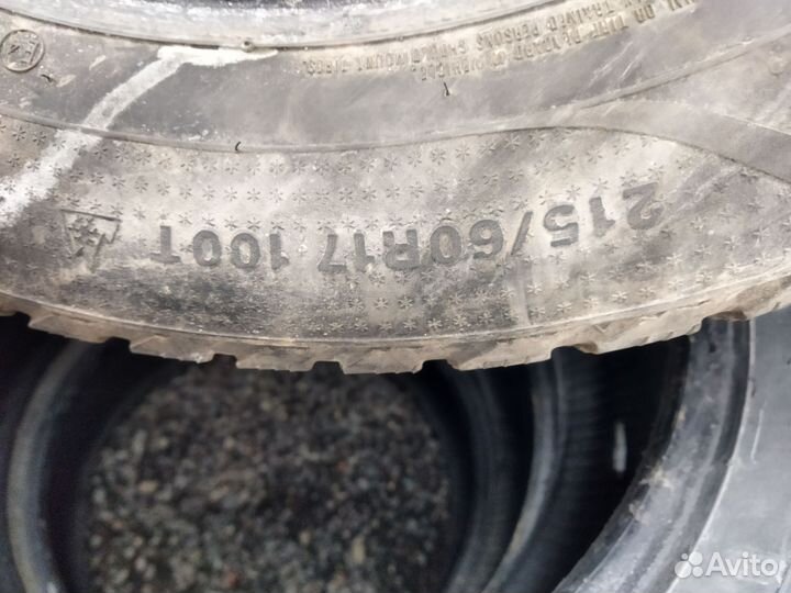 Kumho I'Zen KW31 215/60 R17