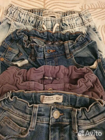 Джинсы на мальчика 146 см 4 пары
