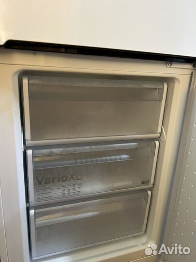 Холодильник Bosch kgv36xw21r