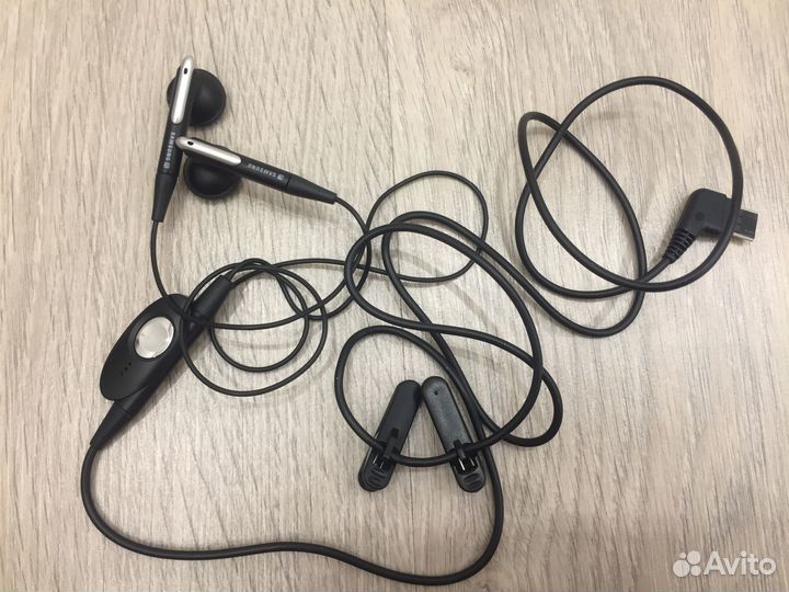 Наушники