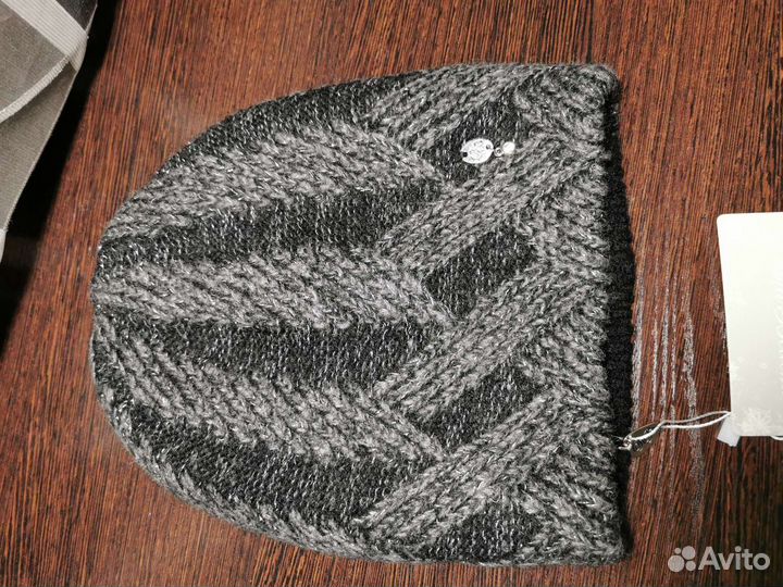 Шапка женская