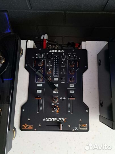 Микшерный пульт Allen and Heath Xone23C