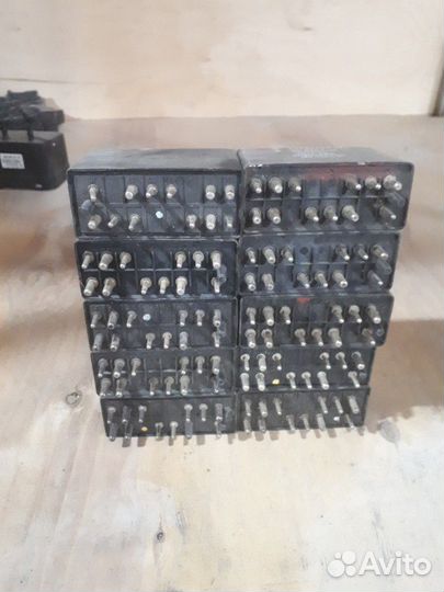 Реле поворотов 201 821 00 47 мерседес 124