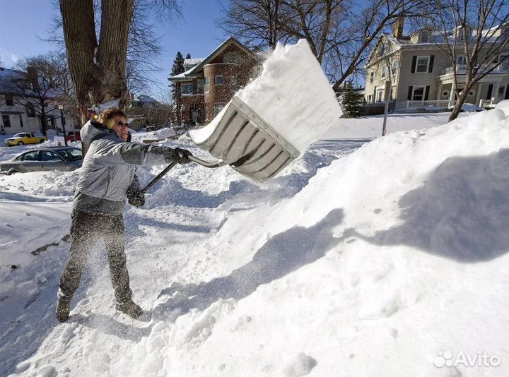 Разнорабочие - уборка снега