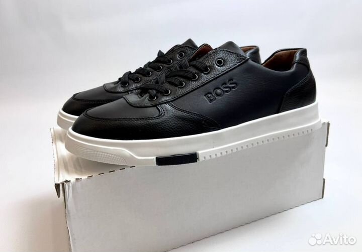 Кроссовки Boss стильные