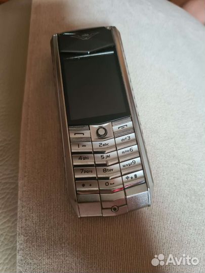 Телефон Vertu