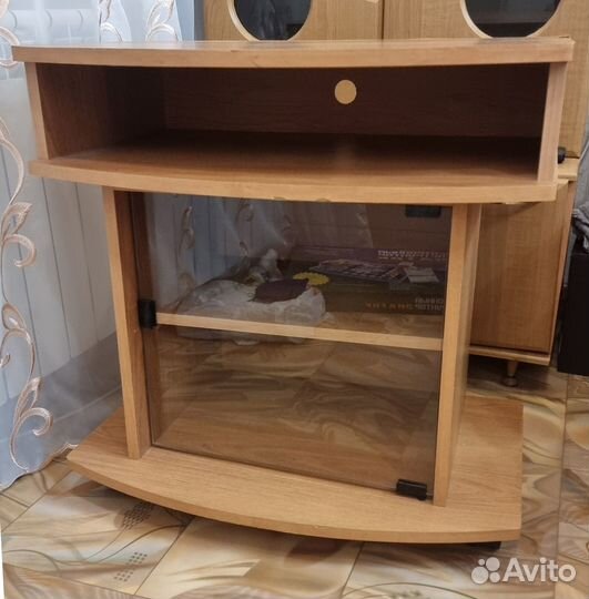 Тумба под телевизор