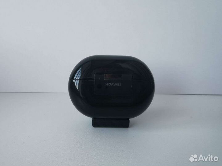 Huawei freebuds pro с чехлом