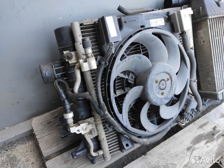 Кассета радиаторов Z17DTR Z17DTJ Astra H Zafira B