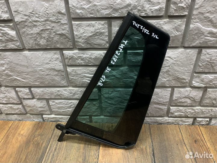 VW Tiguan 2 Стекло двери задней (форточка) LH RH