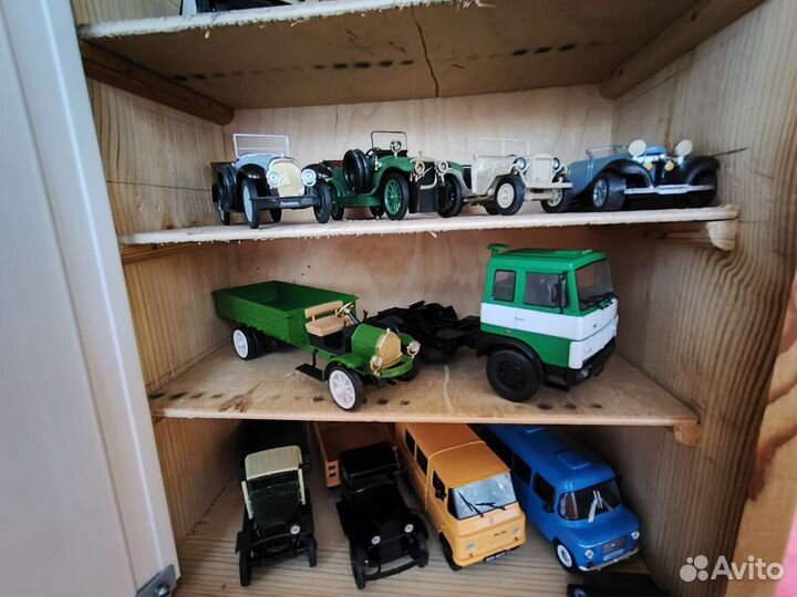 Модели 1:43 автомобили, грузовики