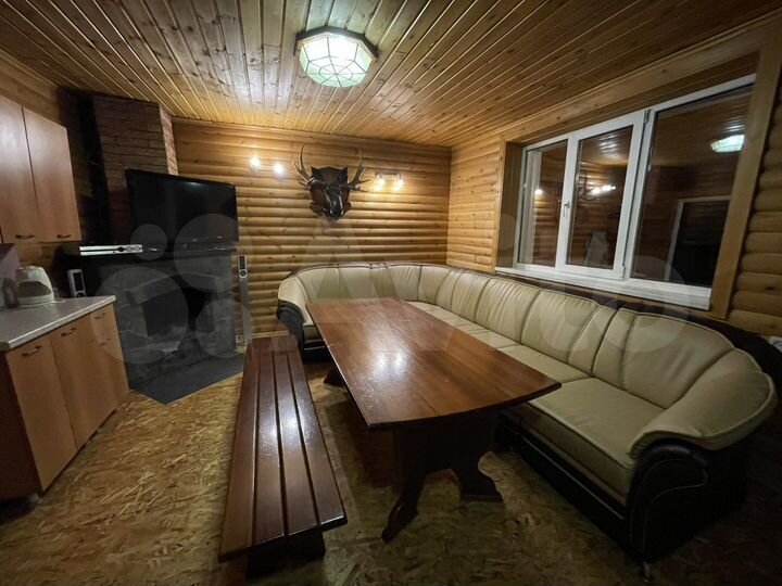 Дом 200 м² на участке 2 га