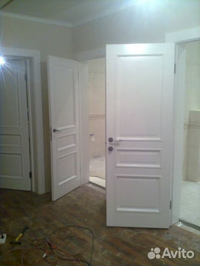 Установка входных и межкомнатных дверей