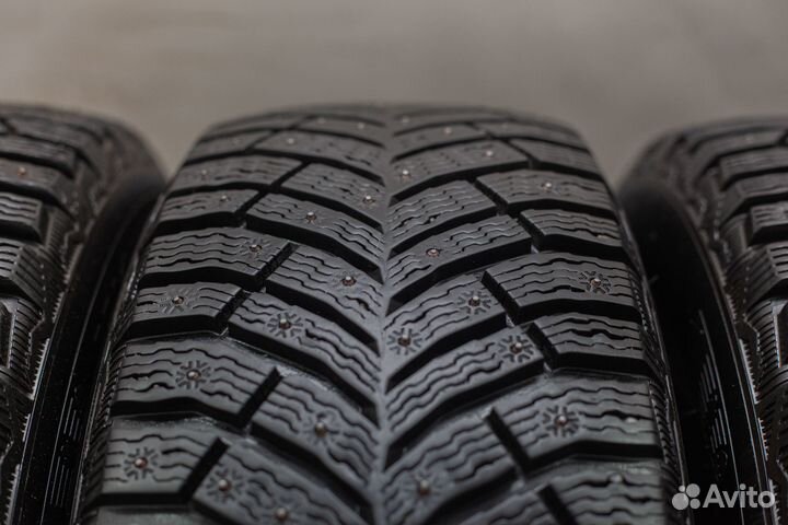 Michelin X-Ice North 4 215/65 R17 103T