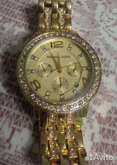 Часы наручные женские