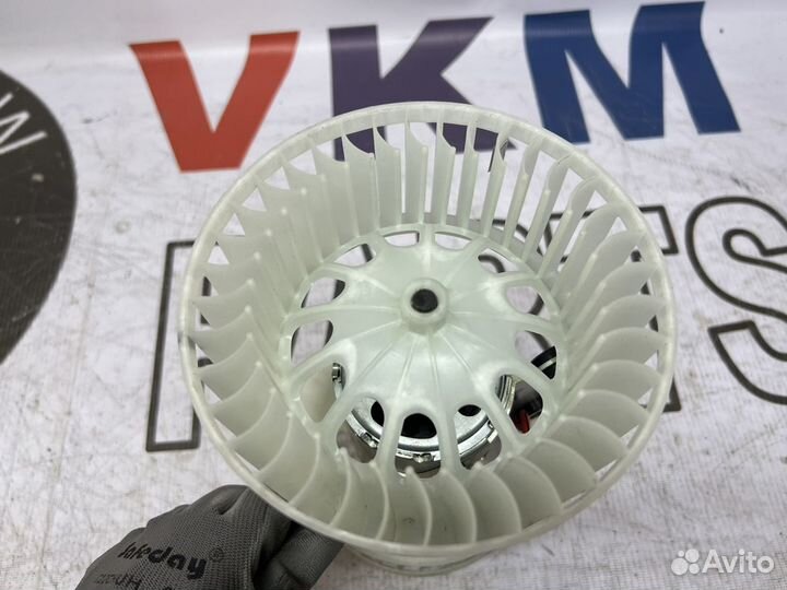 Вентилятор печки бмв Е39 моторчик печки Х5 Е53