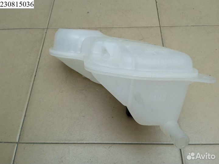 Бачок расширительный VW Passat B5 Audi A4 B5