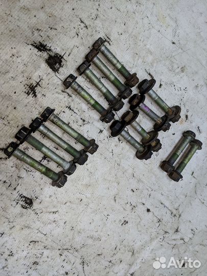 Болты задней подвески Nissan Teana J32 14шт