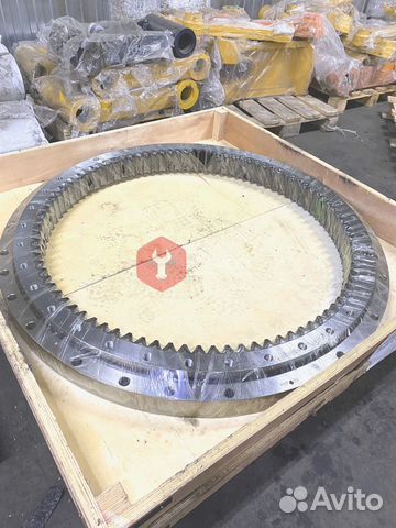 Опорно-поворотный круг JS210LCT JRB0017