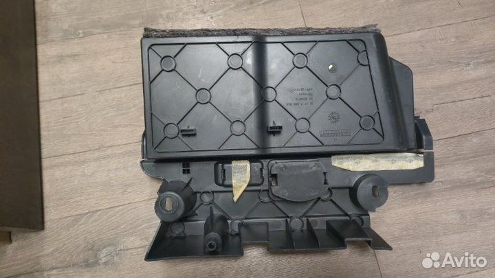 Короб аккумулятора Bmw 530 D E61 M57N 306D2EU4