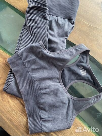 Спортивная форма женская