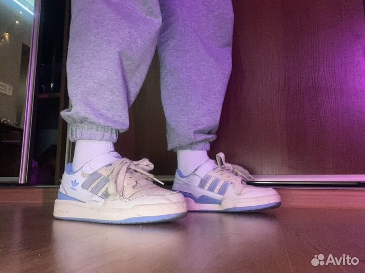 Кроссовки adidas