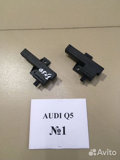 Антенна Audi Q5 (8R)