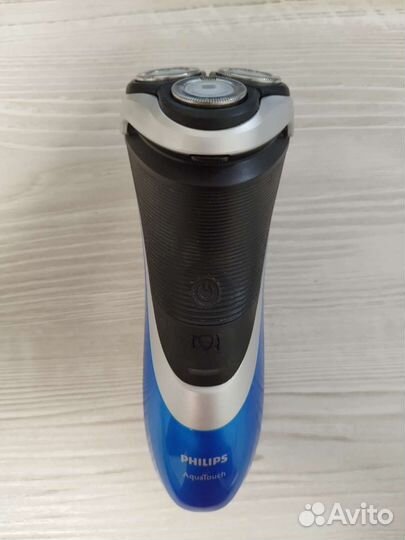 Бритва Philips AT890