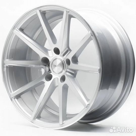 Литые диски R17 5x114.3 в стиле vossen