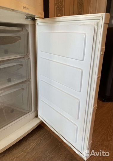 Холодильник бу samsung узкий