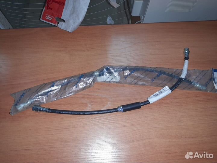 Audi A3/ VW Golf V Шланги тормозные передние Новые