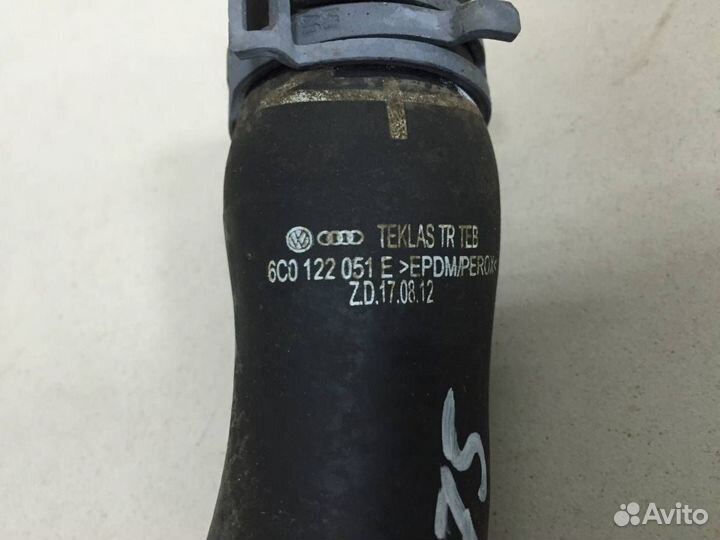 Патрубок радиатора охлаждения Skoda Rapid 2012-202