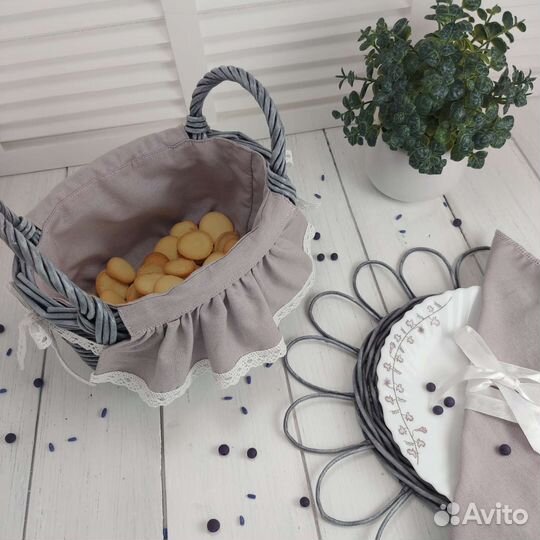 Корзина плетёная