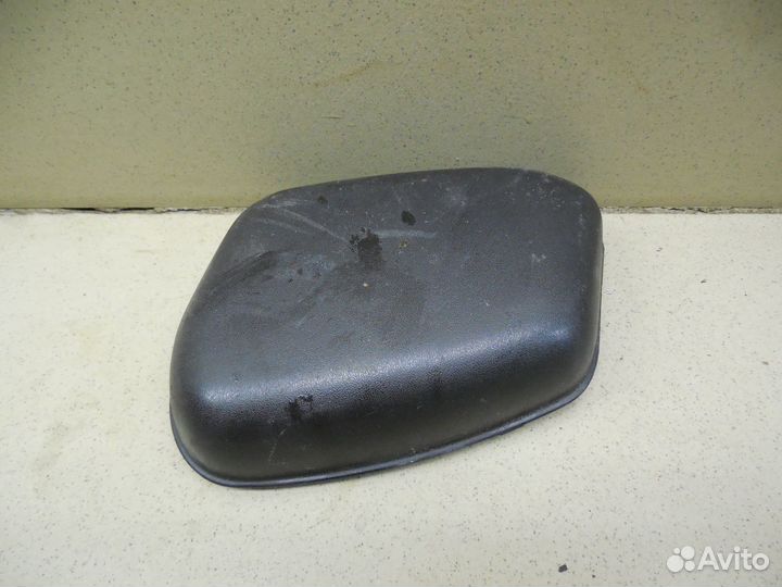 Накладка (кузов внутри) V5 2013