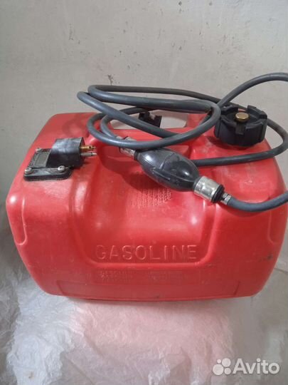 Лодочный бак 12л.с грушей