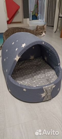 Домик, лежанка