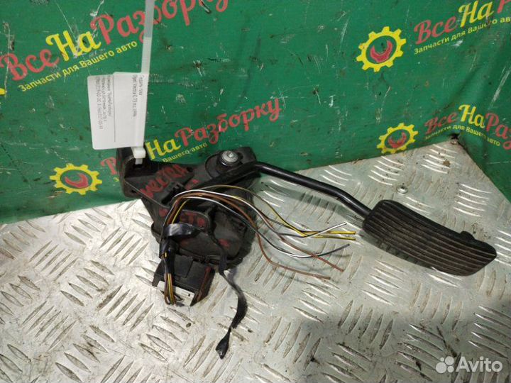 Педаль газа Opel Vectra C 73 Л.С. 1996