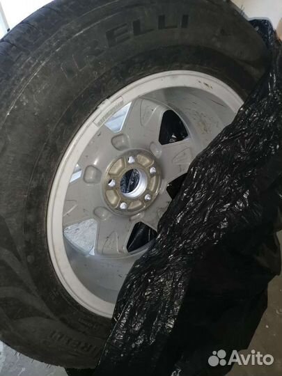 Новое колесо Pirelli 215 65 16