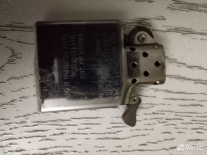 Зажигалка zippo