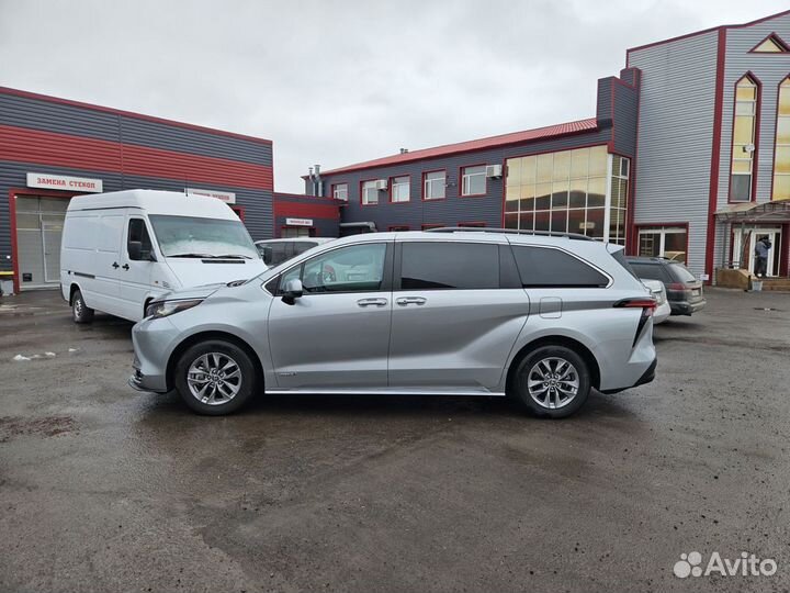 Toyota Sienna 2.5 AT, 2021, 4 850 км