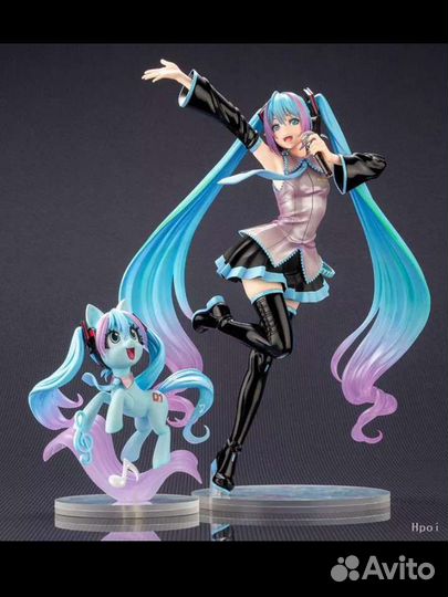 Аниме фигурка Hatsune Miku / Хасунэ Мику + Pony