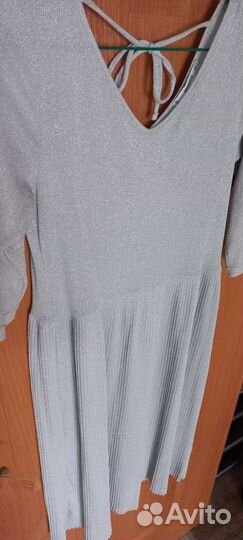 Платье нарядное 44-46,Mango