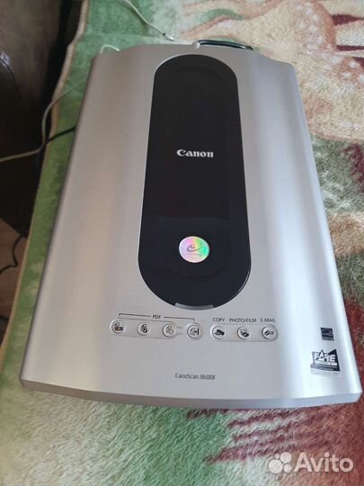 Canon CanoScan 8600f
