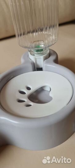 Кормушка для кошек и собак